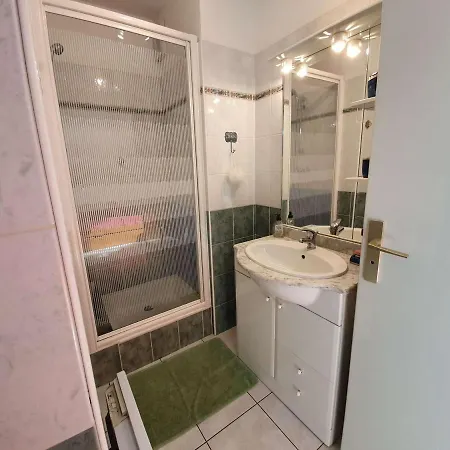 T2/cabine En Rdc, 4 Couchages, Terrasse, Parking Prive, A 50m De L'ocean - St-hilaire-de-riez - Fr-1-224c-50 Lejlighed *