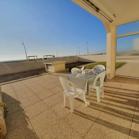 Apartment T2/cabine En Rdc, 4 Couchages, Terrasse, Parking Prive, A 50m De L'ocean - St-hilaire-de-riez - Fr-1-224c-50