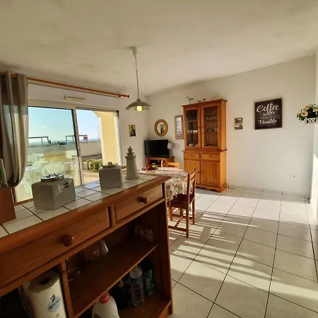 T2/cabine En Rdc, 4 Couchages, Terrasse, Parking Prive, A 50m De L'ocean - St-hilaire-de-riez - Fr-1-224c-50