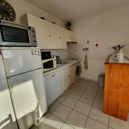 T2/cabine En Rdc, 4 Couchages, Terrasse, Parking Prive, A 50m De L'ocean - St-hilaire-de-riez - Fr-1-224c-50 Saint-Hilaire-de-Riez