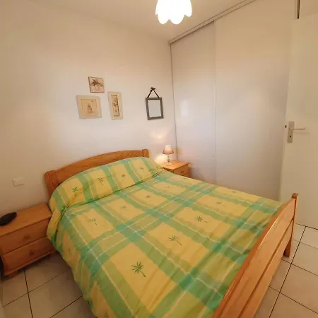 Apartment T2/cabine En Rdc, 4 Couchages, Terrasse, Parking Prive, A 50m De L'ocean - St-hilaire-de-riez - Fr-1-224c-50 Saint-Hilaire-de-Riez