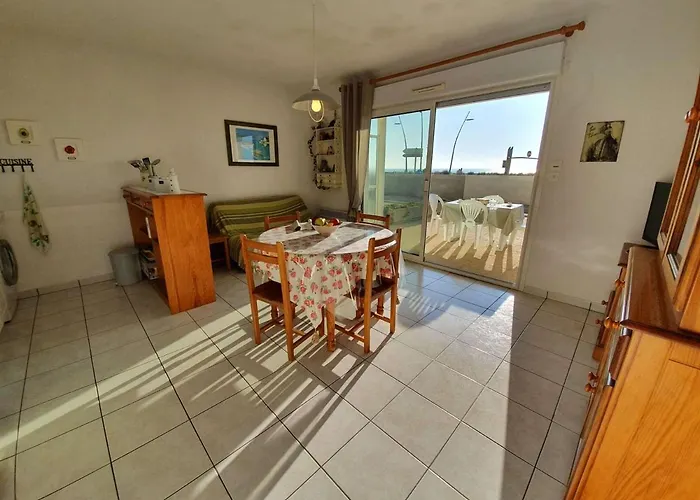 T2/cabine En Rdc, 4 Couchages, Terrasse, Parking Prive, A 50m De L'ocean - St-hilaire-de-riez - Fr-1-224c-50 Apartment