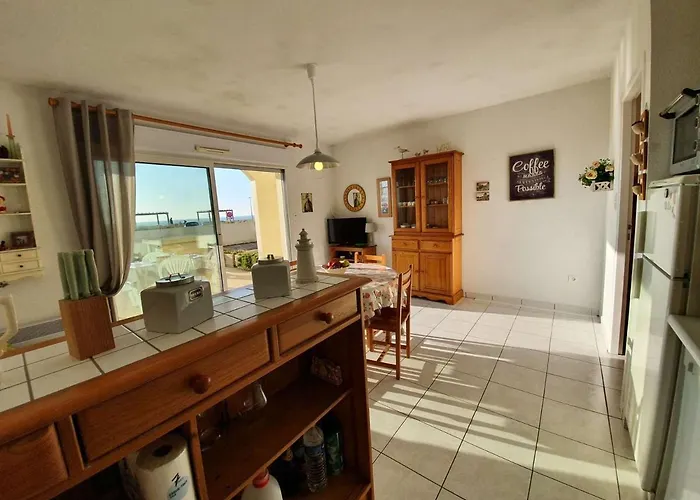 T2/cabine En Rdc, 4 Couchages, Terrasse, Parking Prive, A 50m De L'ocean - St-hilaire-de-riez - Fr-1-224c-50