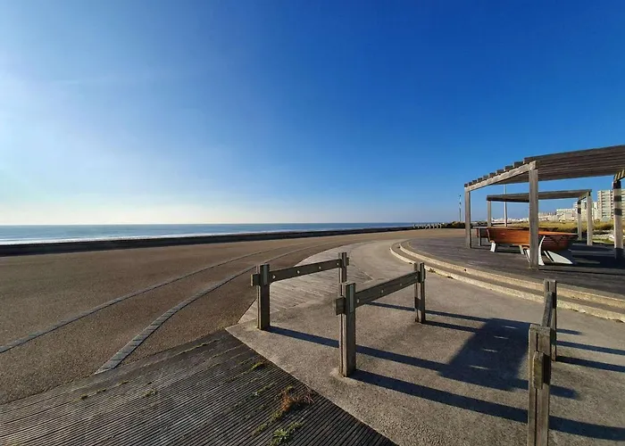 T2/cabine En Rdc, 4 Couchages, Terrasse, Parking Prive, A 50m De L'ocean - St-hilaire-de-riez - Fr-1-224c-50 Saint-Hilaire-de-Riez